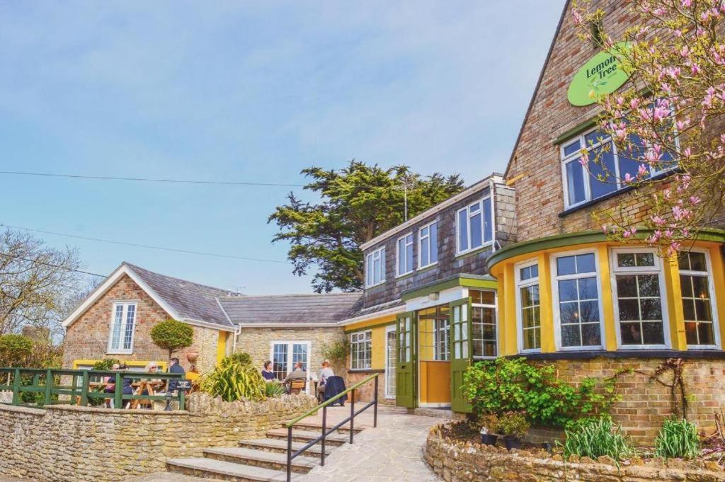 Lemon Tree Inn - Newly Refurbished Coastal Stay Swyre Exterior foto