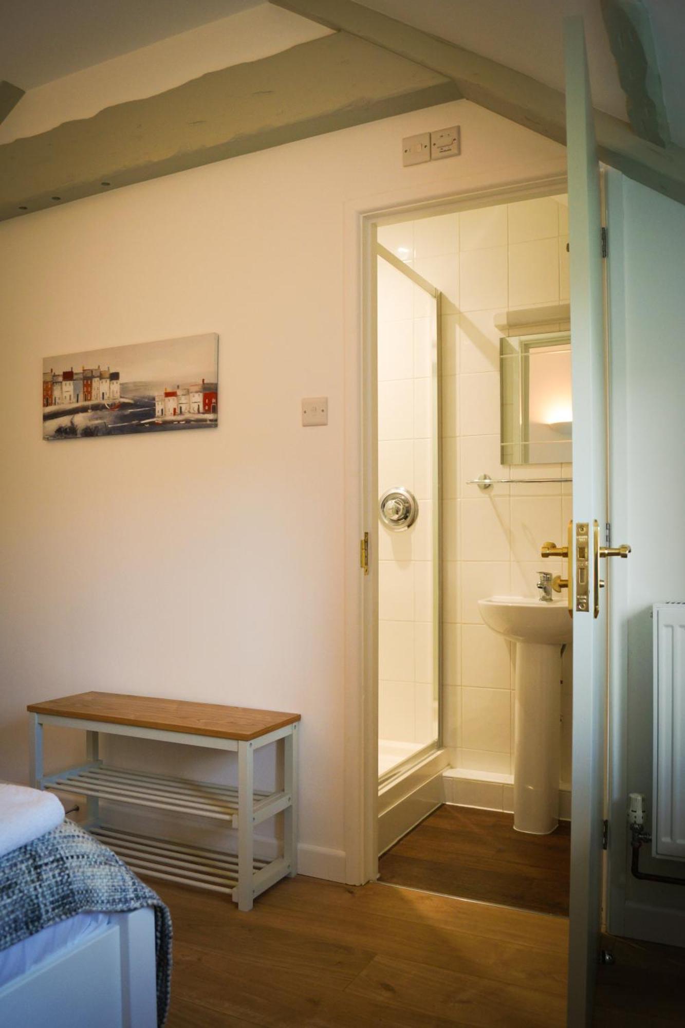 Lemon Tree Inn - Newly Refurbished Coastal Stay Swyre Exterior foto